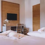 Premium Areit By We Rent, Summercard Included 公寓