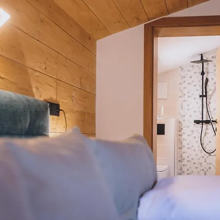 Premium Areit By We Rent