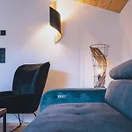 Premium Areit By We Rent, Summercard Included *