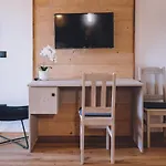 Premium Areit By We Rent, Summercard Included *